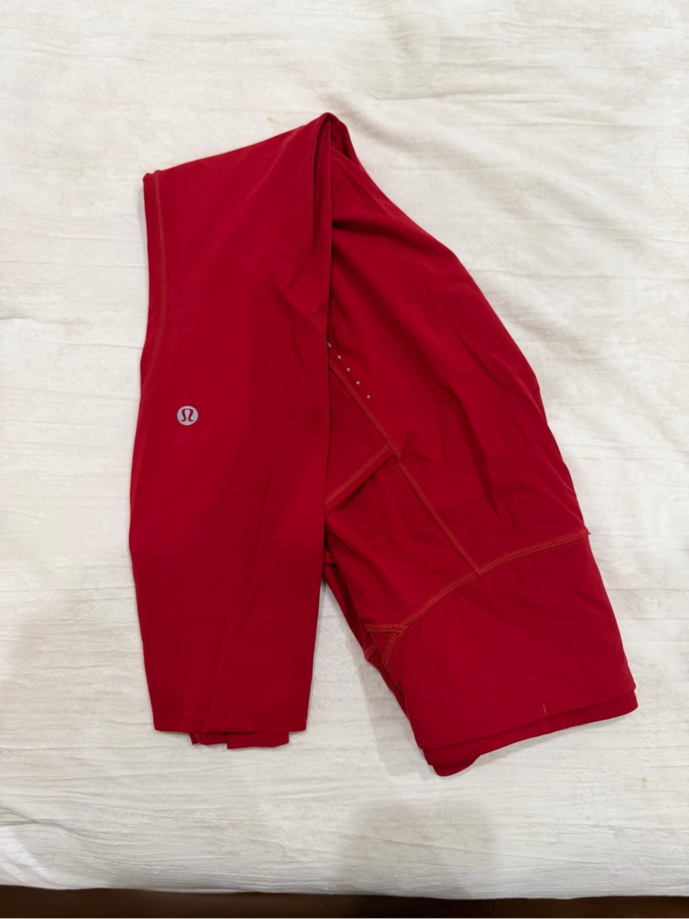 Red Lululemon capri leggings